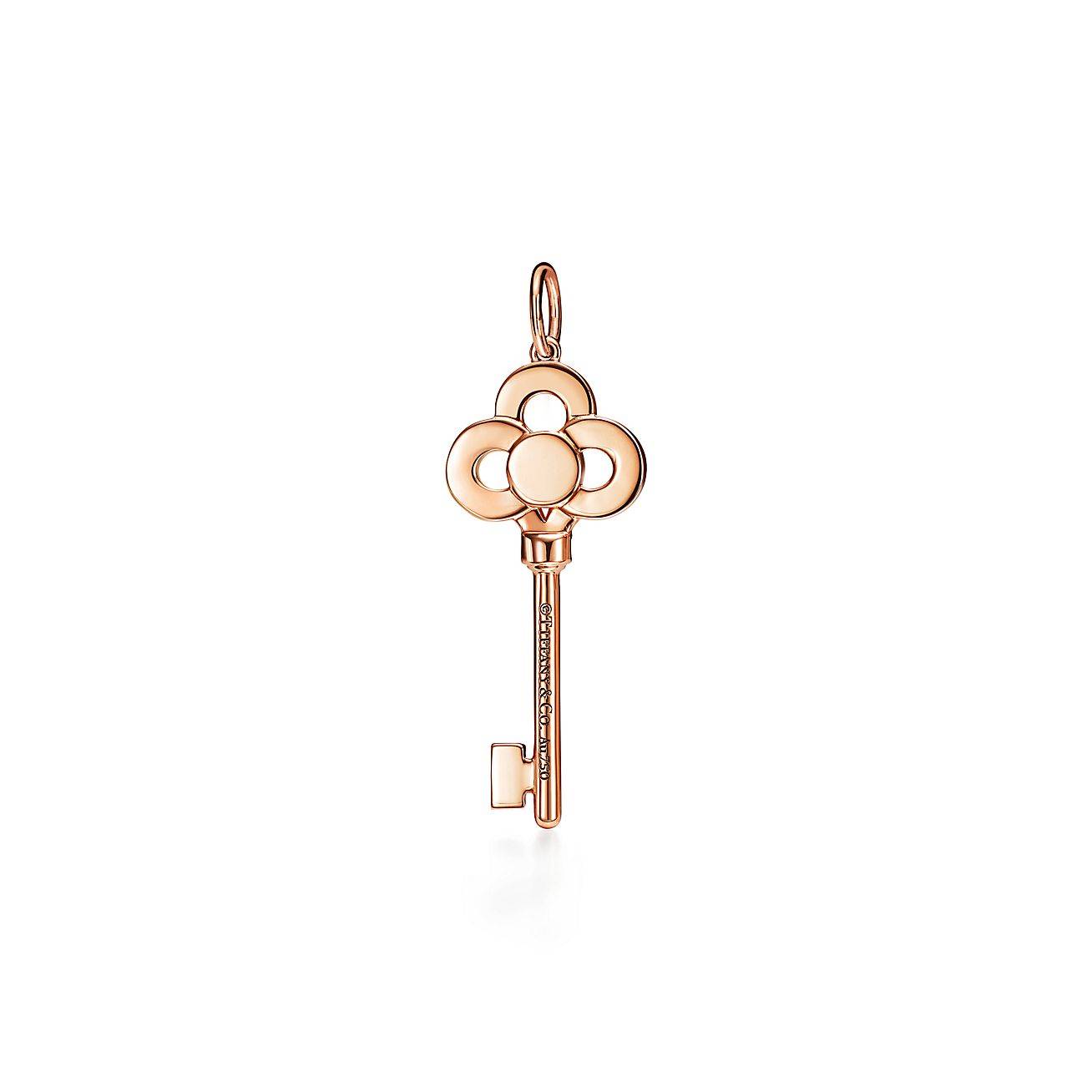 TIFFANY KEYS MINI CROWN KEY PENDANT IN 18K GOLD WITH DIAMONDS